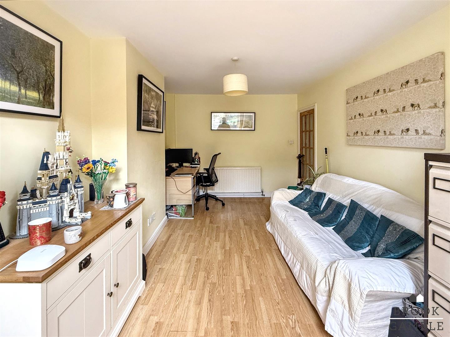 3 Bedroom House - Semi-Detached. Manvers Road in Eastbourne,  10